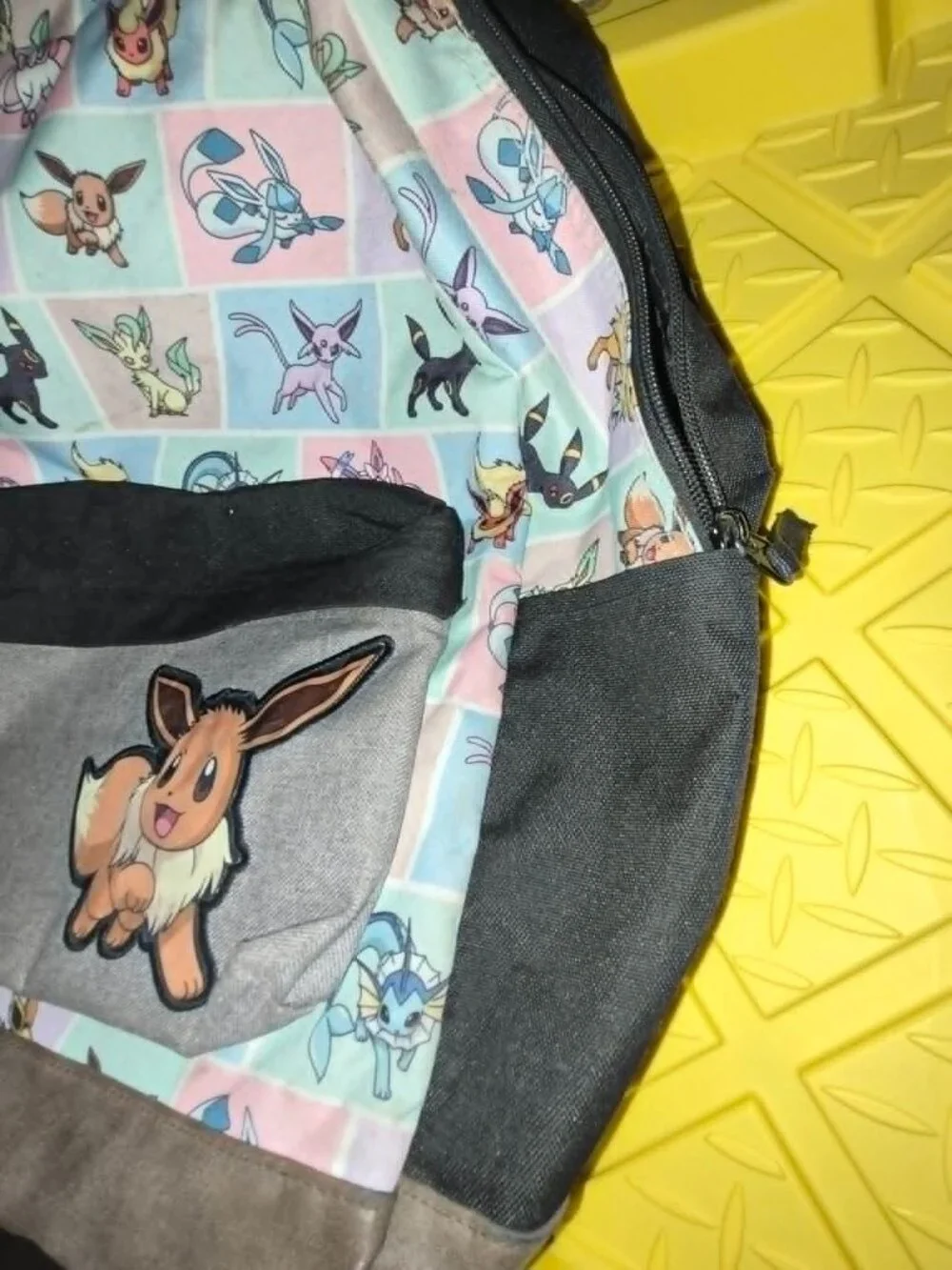 Bioworld Pokémon Eevee Evolutions Backpack